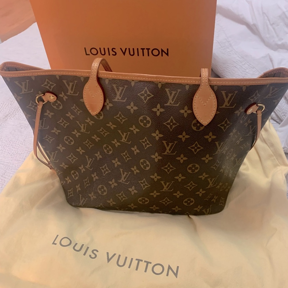 Louis Vuitton Neverfull MM